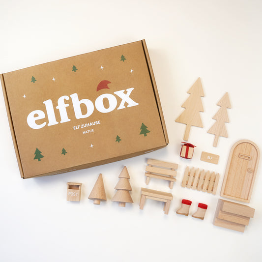 Wichteltür-Set Verpackung aus hochwertigem Karton und Wichteltür, Bäume, Zaun, Schuhe, Briefkasten und mehr aus Buchenholz